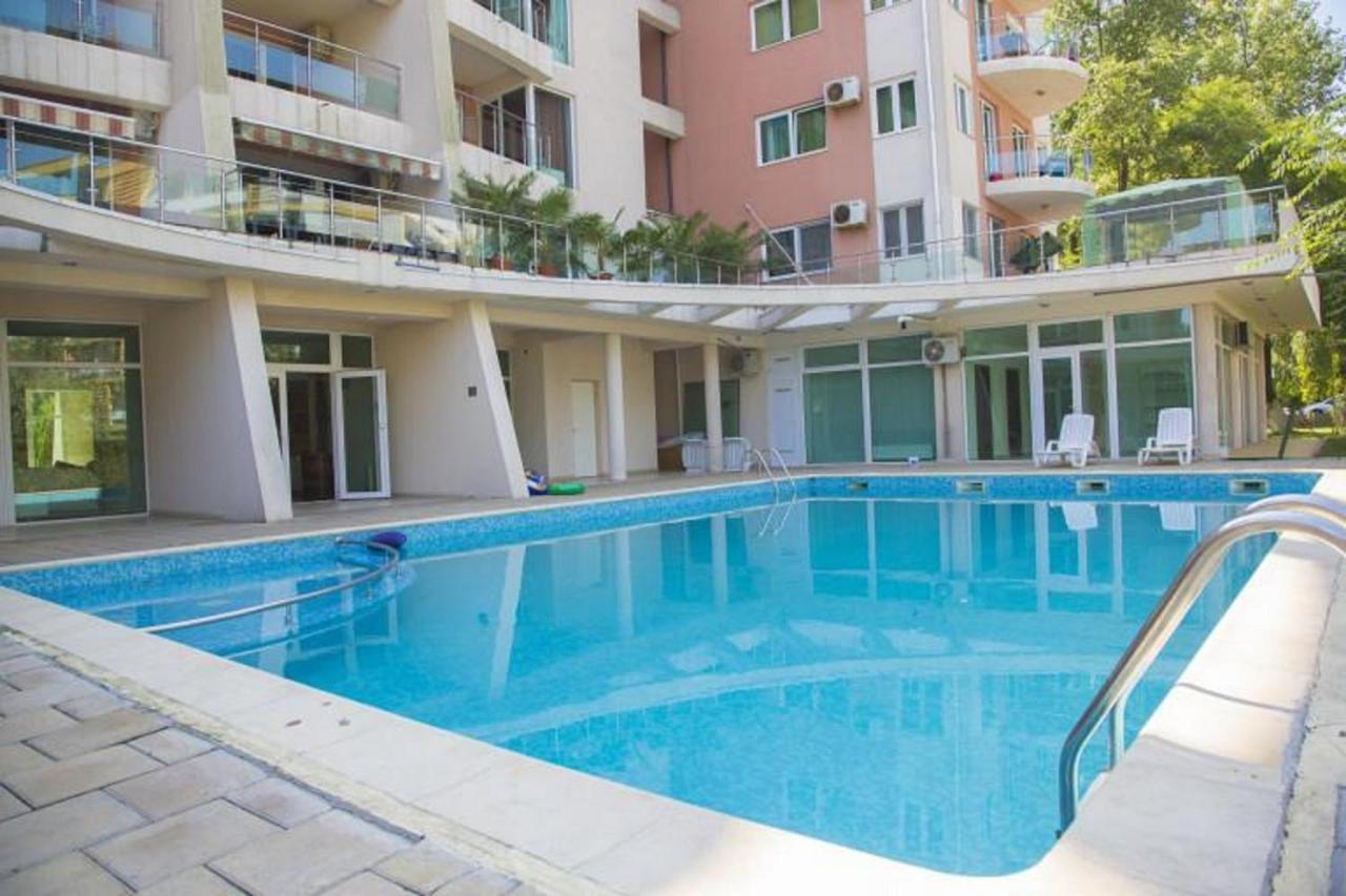 Seaside Piano Bar Apartament มามายา ภายนอก รูปภาพ