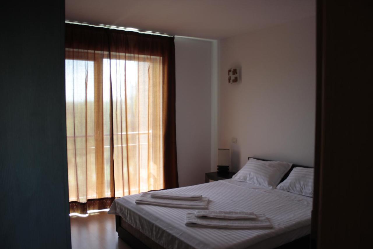 Seaside Piano Bar Apartament มามายา ภายนอก รูปภาพ